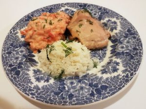 Ahjukanakints, riisi ja porgandi-hurmaasalatiga